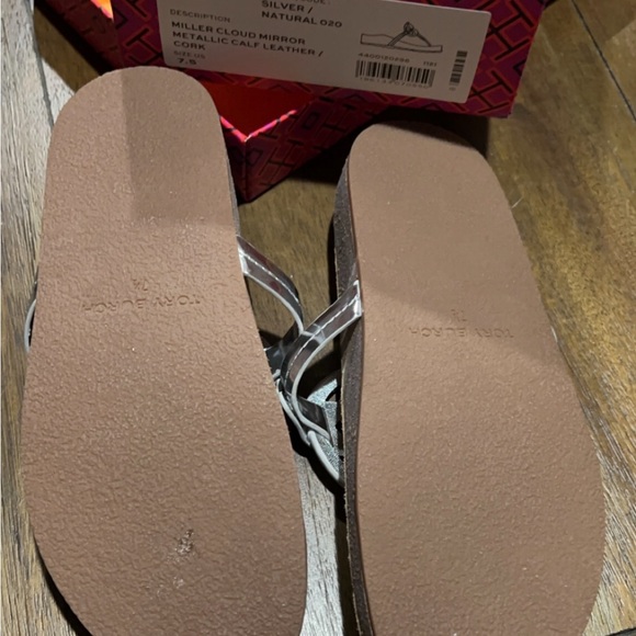 Tory Burch Silver Metallic Sandals Barely Worn - Picture 2 of 3